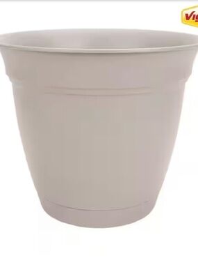 Mirabelle Plastic Planter with Drainage Hole and Attached Saucer.